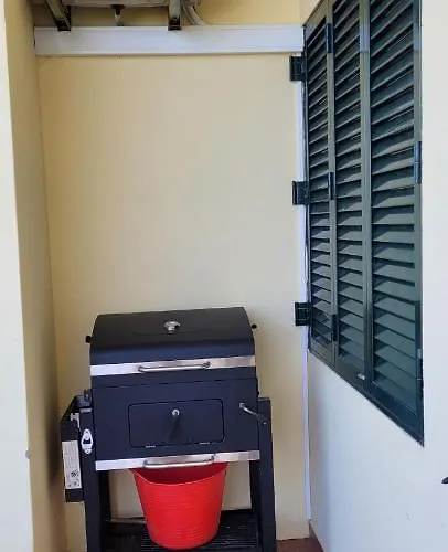 Sunset Refuge * Fajã da Ovelha