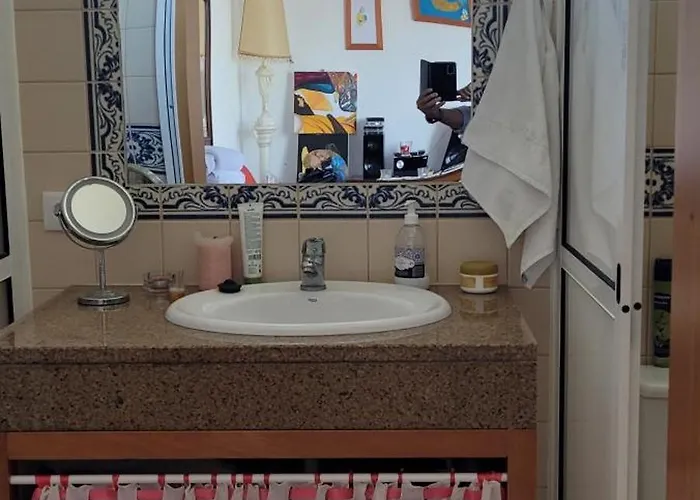 Sunset Refuge Fajã da Ovelha